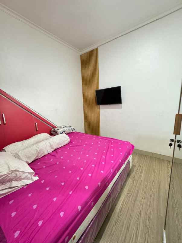 disewakan rumah grand pondok ungu jl