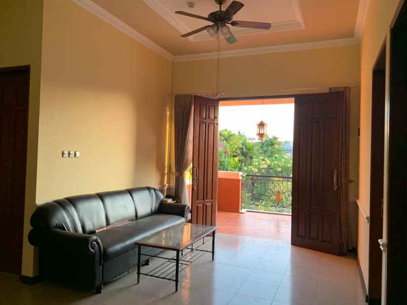 disewakan rumah jalan pradah permai