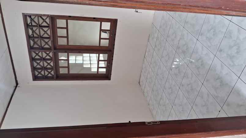 disewakan rumah jl madrasah no 36 gg h