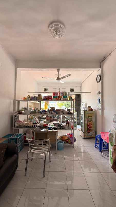 disewakan rumah jl pakel no 5 b kerten