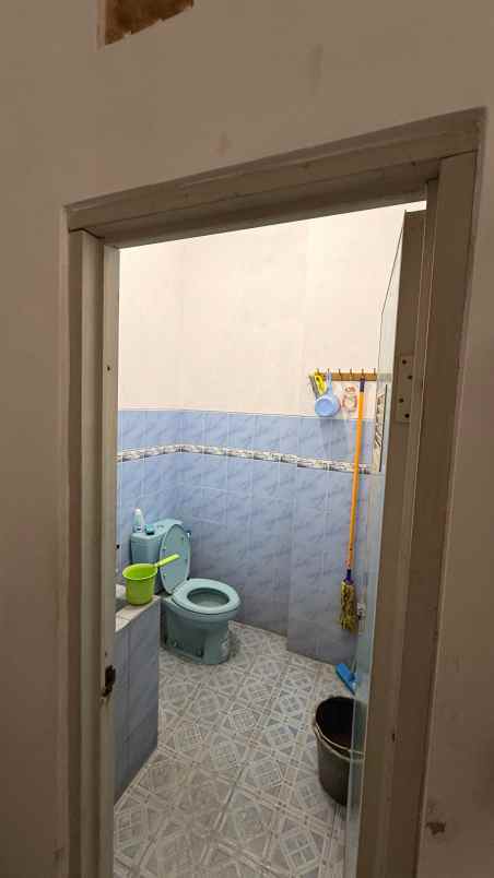 disewakan rumah jl pakel no 5 b kerten