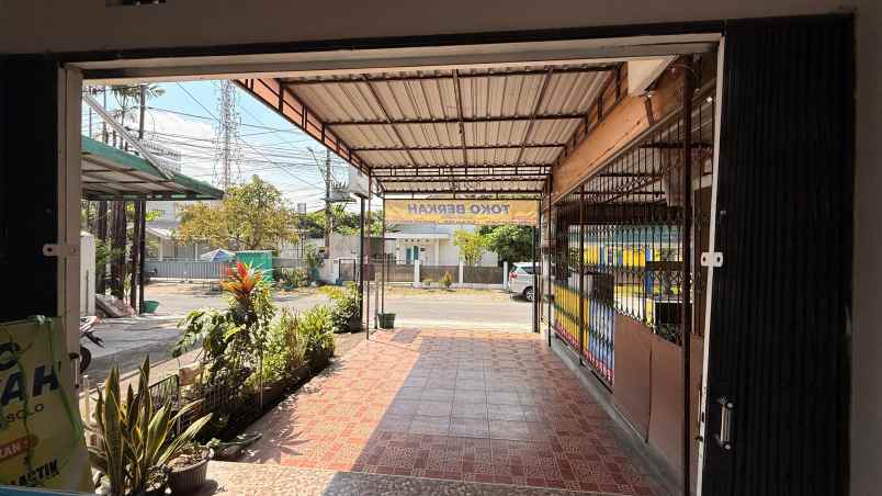 disewakan rumah jl pakel no 5 b kerten