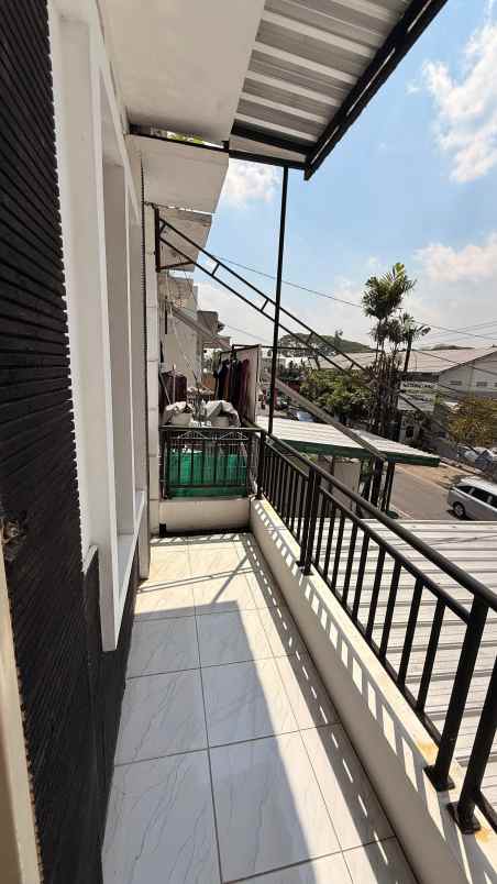 disewakan rumah jl pakel no 5 b kerten