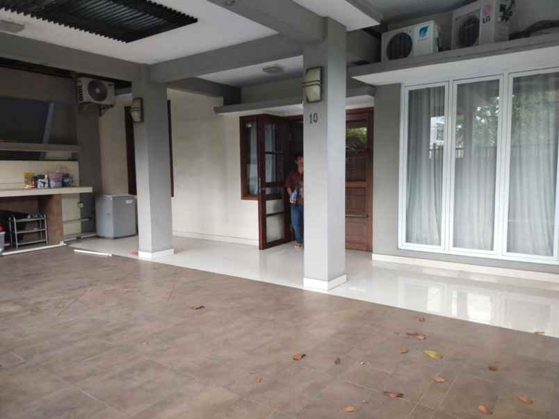 disewakan rumah kelapa gading