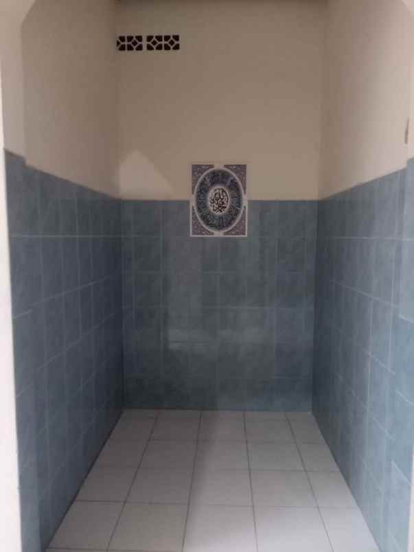 disewakan rumah perumda jenggolo dekat transmart tol