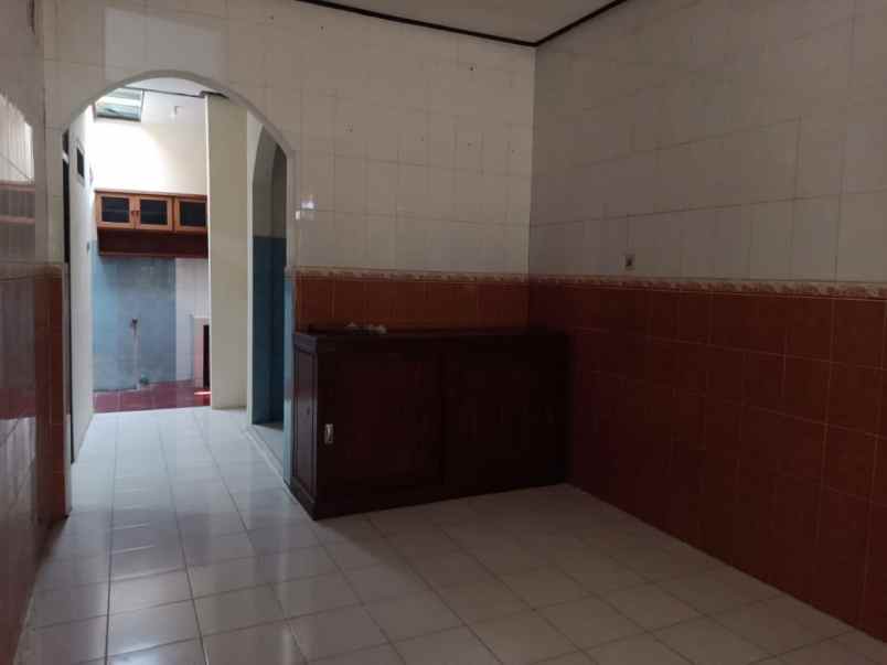 disewakan rumah perumda jenggolo dekat transmart tol