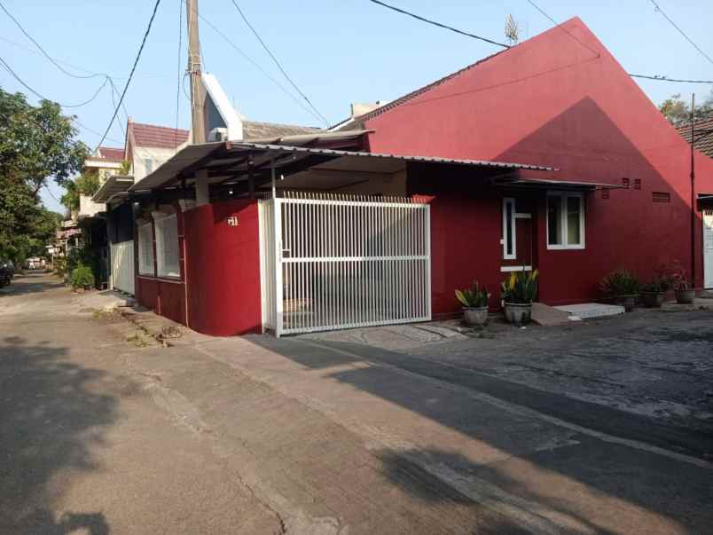 disewakan rumah perumda jenggolo dekat transmart tol