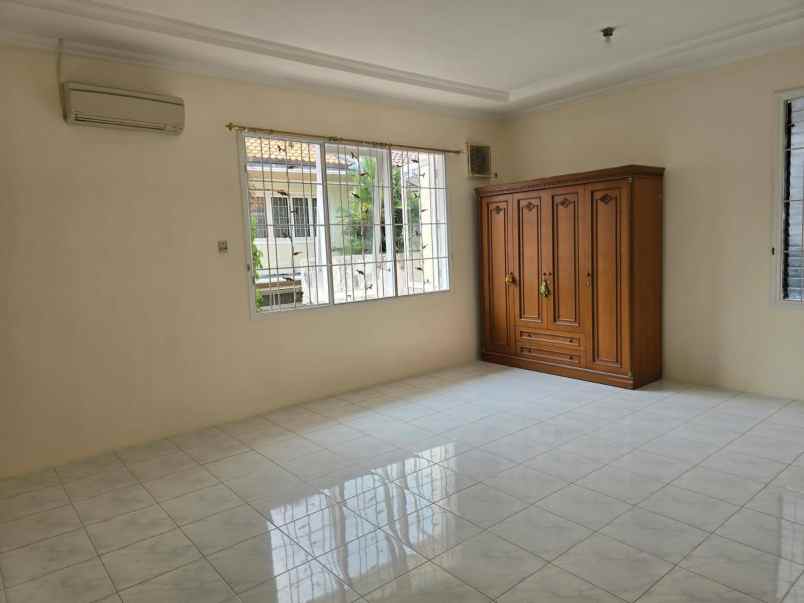 disewakan rumah puri sentra raya citraland