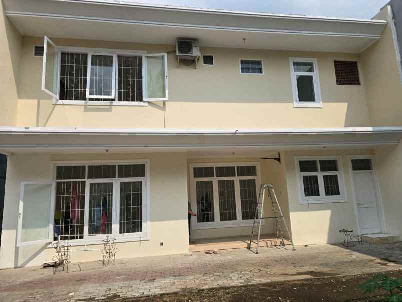 disewakan rumah puri sentra raya citraland