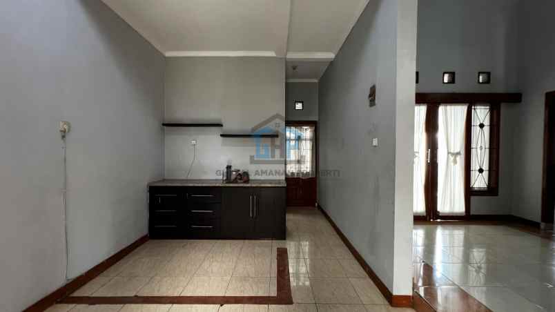 disewakan rumah sariwangi