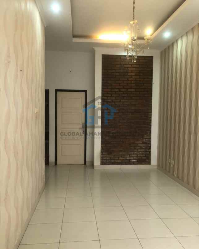 disewakan rumah sariwangi