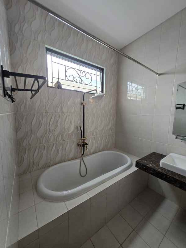 disewakan rumah siap huni