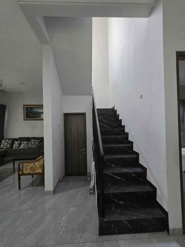 disewakan rumah siap huni