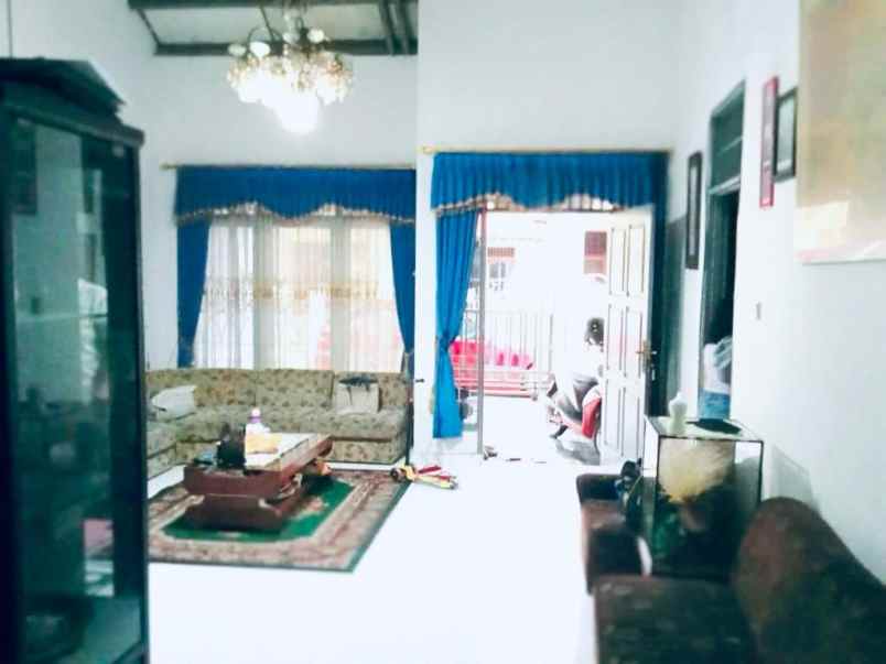 hot deal pulomas rumah 4 kt shm lokasi premium 1 85m