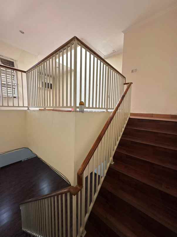 hunian megah di cluster harapan indah bekasi c0078