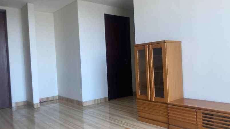 jual apartemen grand sungkono lagoon