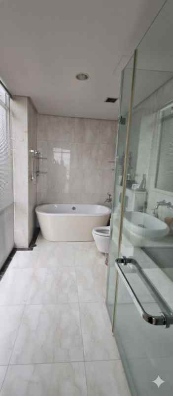 jual apartemen the adhiwangsa golf residence