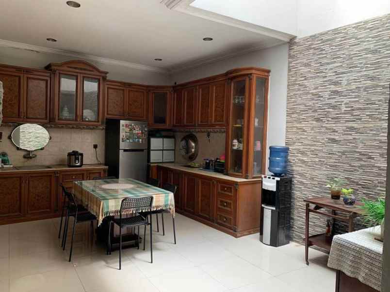 jual cepat rumah cantik di turangga buahbatu bandung