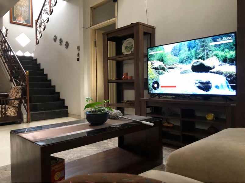 jual cepat rumah cantik di turangga buahbatu bandung