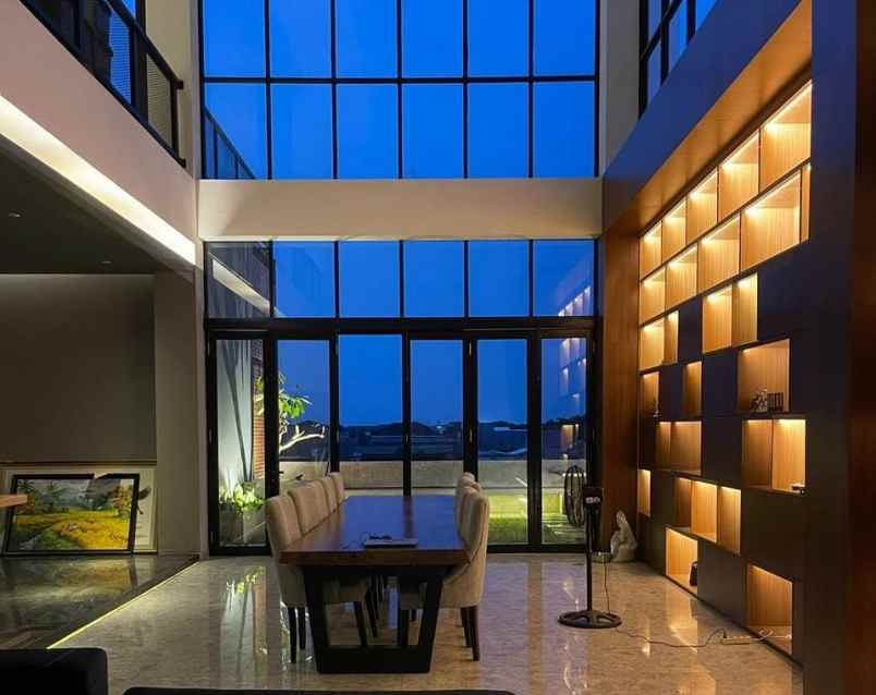 jual gedung tingkat 5 semarang kota dekat simpang lima