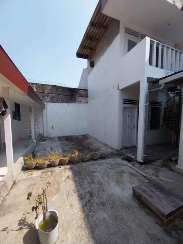 jual kos aktif ngagel jaya selatan luas 300 shm