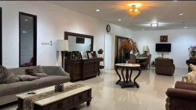 jual rumah baru mewah di bawah pasaran di area