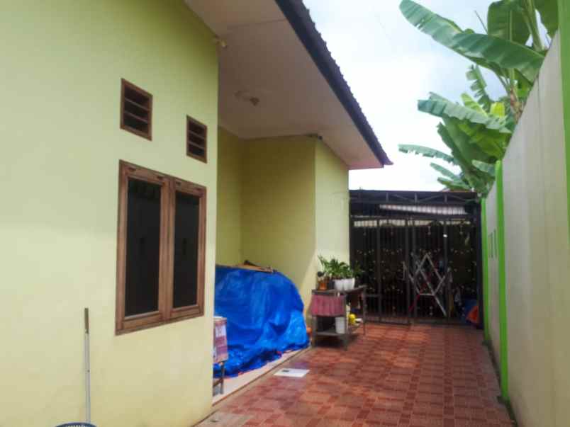 jual rumah dengan harga 1 miliyar