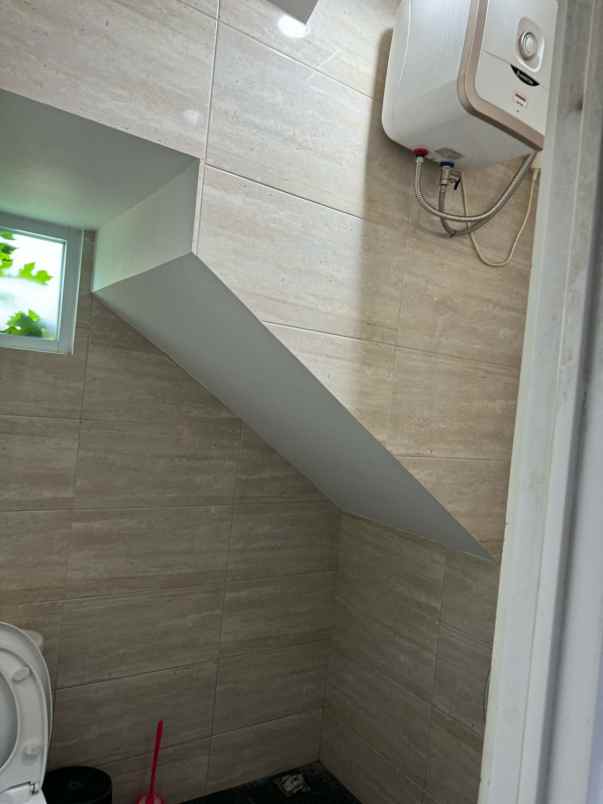 jual rumah furnished primer village cipondoh banten