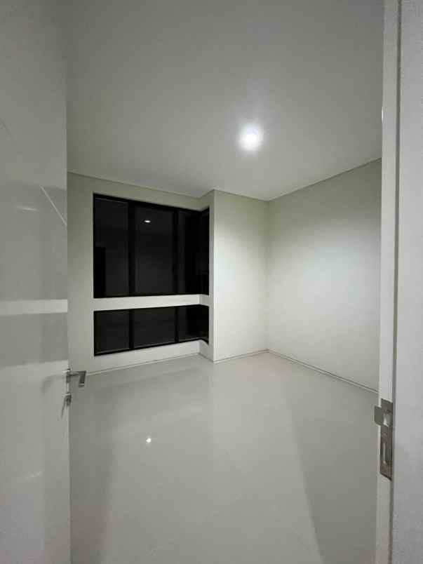 jual rumah northwest hill