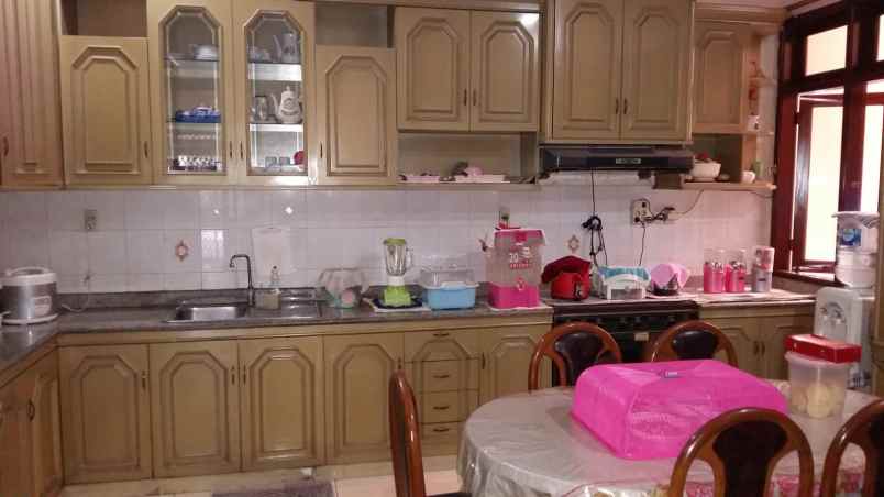 jual rumah taman surya jakarta barat