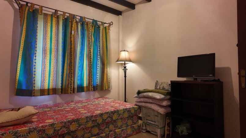 jual segera villa istana bunga lembang bandung