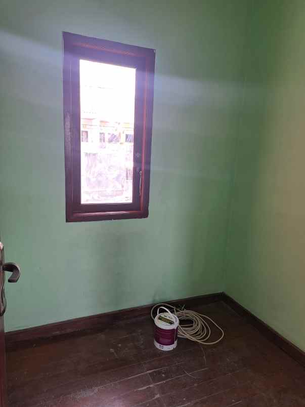 keren rumah 2 lantai siap huni di bintara loka
