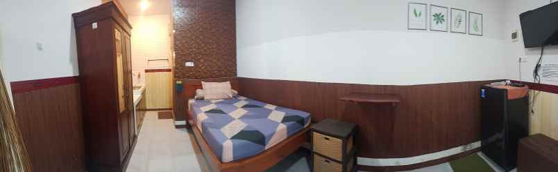 kost gresik kota carport pribadi depan kamar