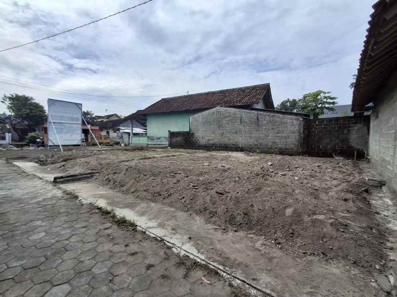 lelah dengan hiruk pikuk kota rumah asri ini solusinya