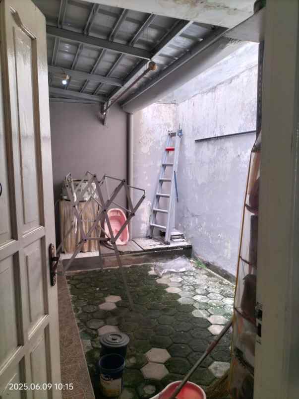 miliki rumah di pejuang estate bekasi kota c0548