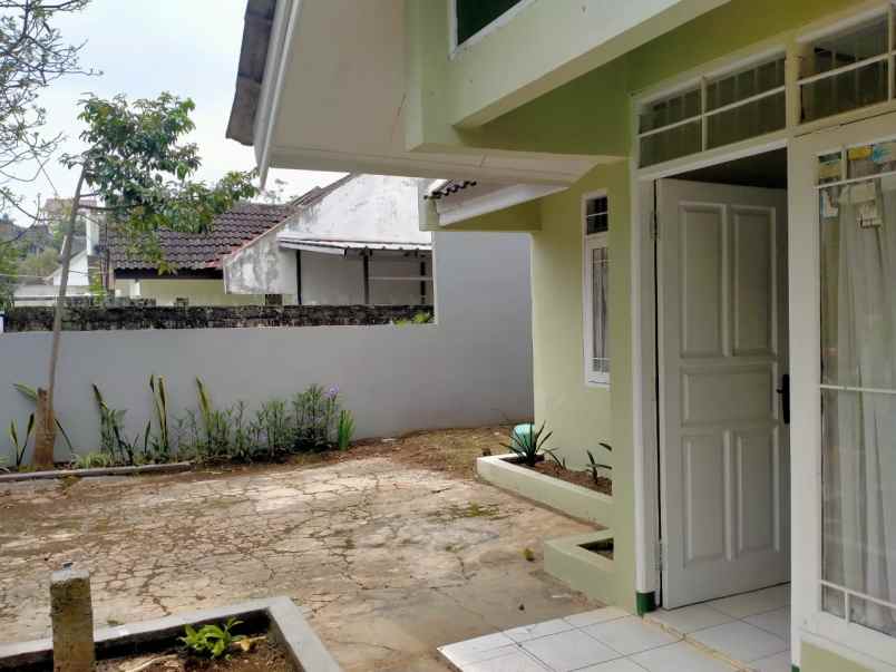 murah dijual cepat rumah siap huni di cipageran