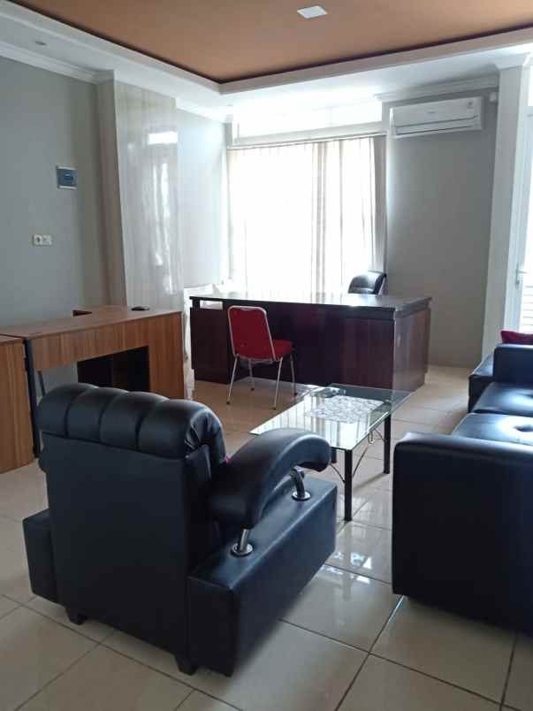 ruko 2 5 lantai di pinggir jalan raya kota bogor