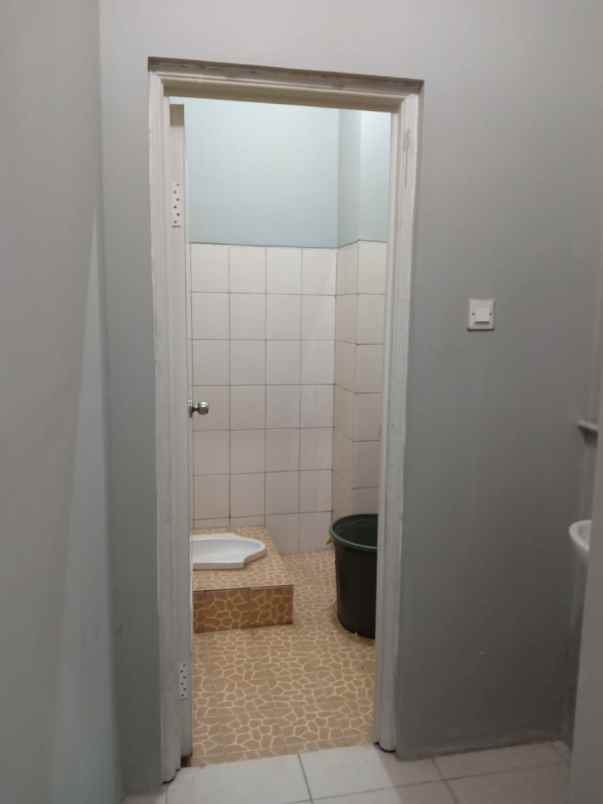 ruko 2 5 lantai di pinggir jalan raya kota bogor