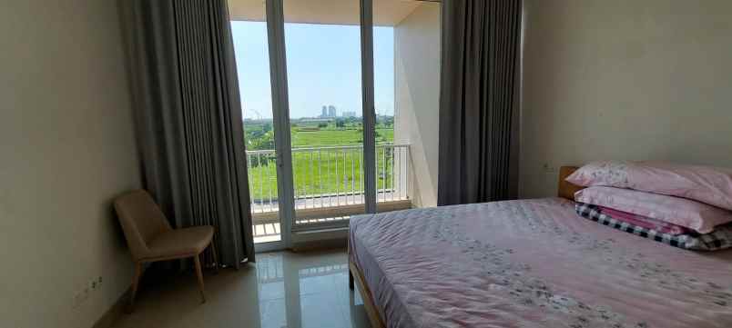 rumah 2 lantai puri galaxy minim 2 thn