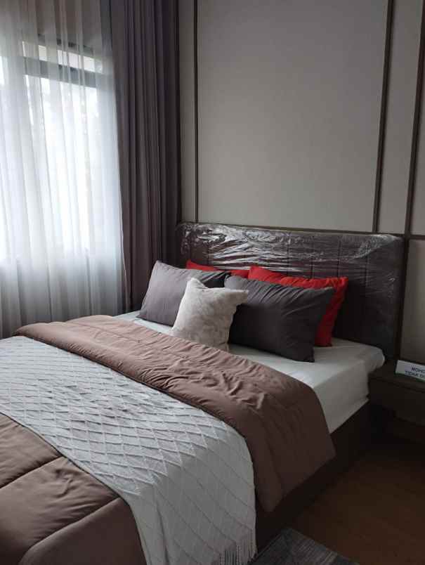 rumah 2 lantai tanpa dp di serpong