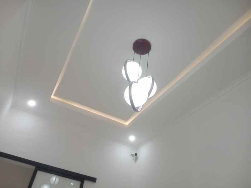 rumah 700 jutaan bintaro