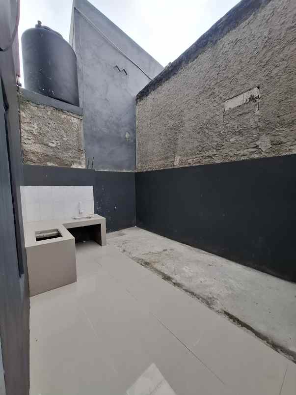 rumah baru non cluster bebas banjir di jatiwaringin