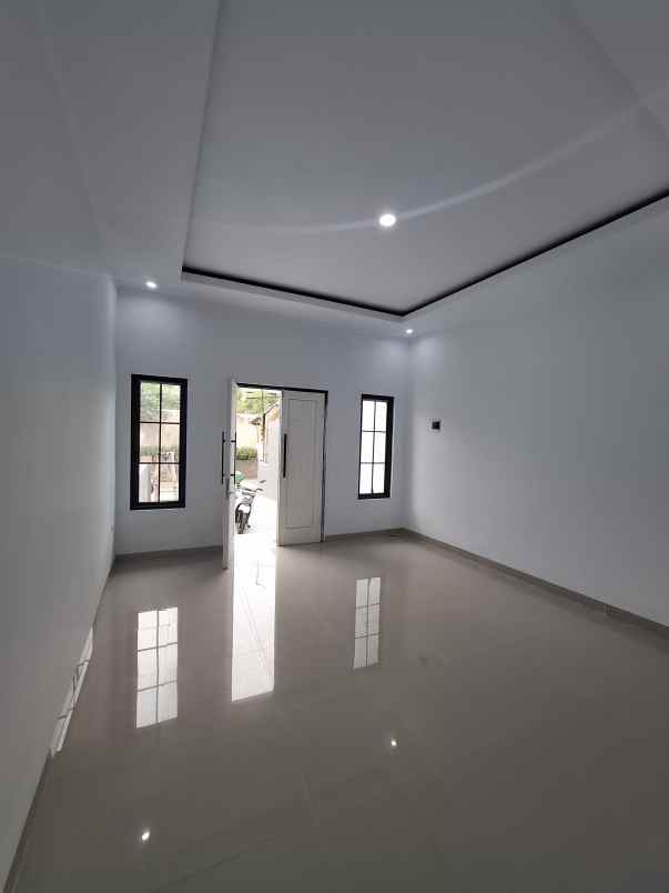 rumah baru non cluster bebas banjir di jatiwaringin