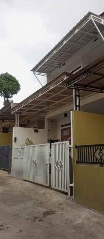 rumah cihanjuang cimahi 3 lantai view mewah