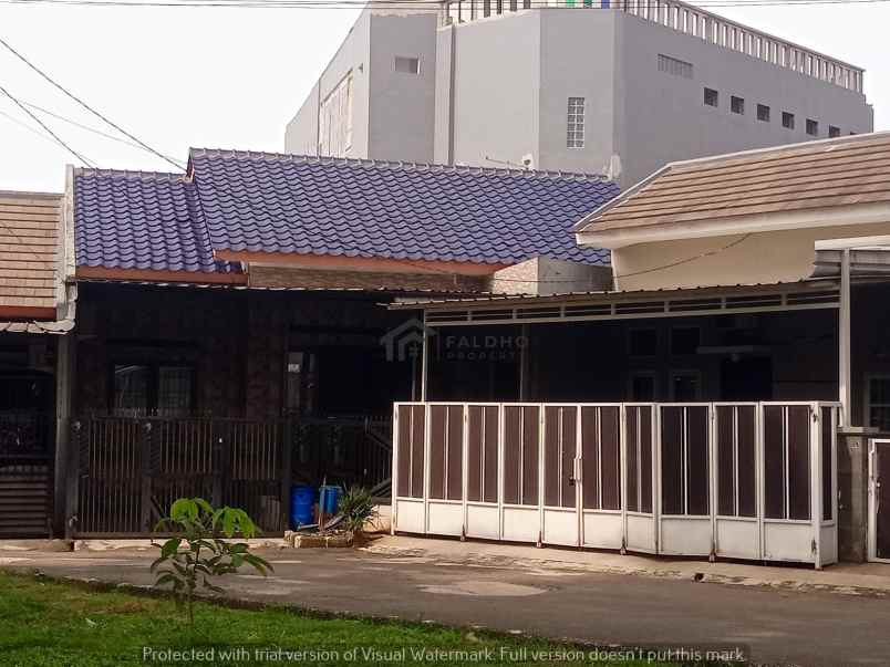 rumah di dalam komplek di cimanggis depok