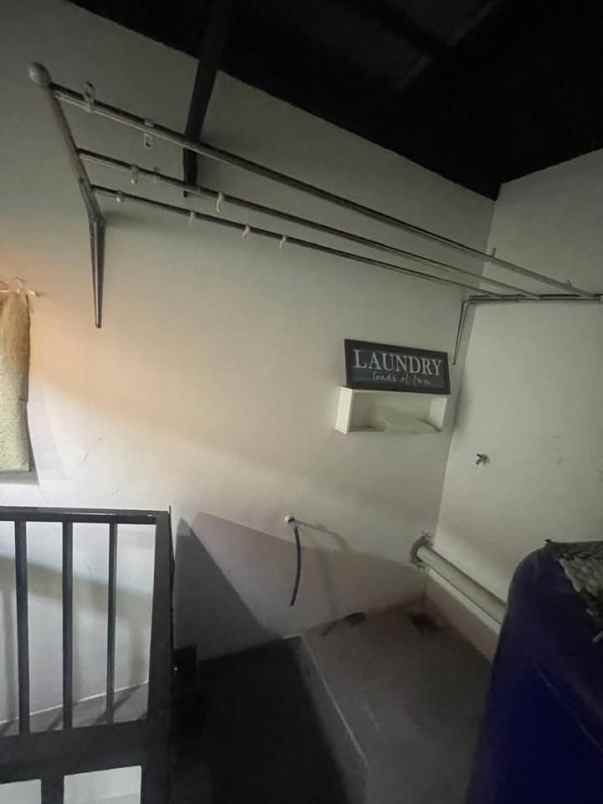 rumah di sawangan depok siap huni dekat tol desari