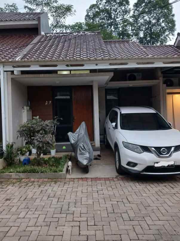 rumah di sawangan depok siap huni dekat tol desari