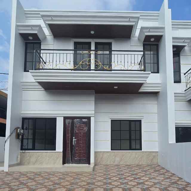 rumah di unkris pondokgede bekasi tol jatiwaringin