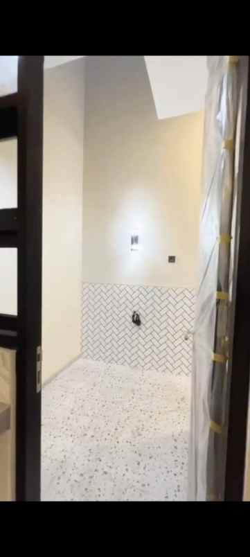 rumah dijual manyar jaya sukolilo surabaya timur