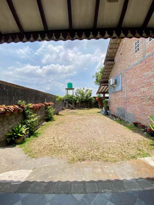 rumah etnik dekat candi sambisari yogyakarta